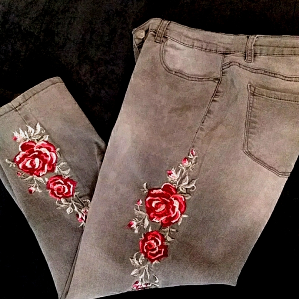 DG2 Embroidered Designer Jeans